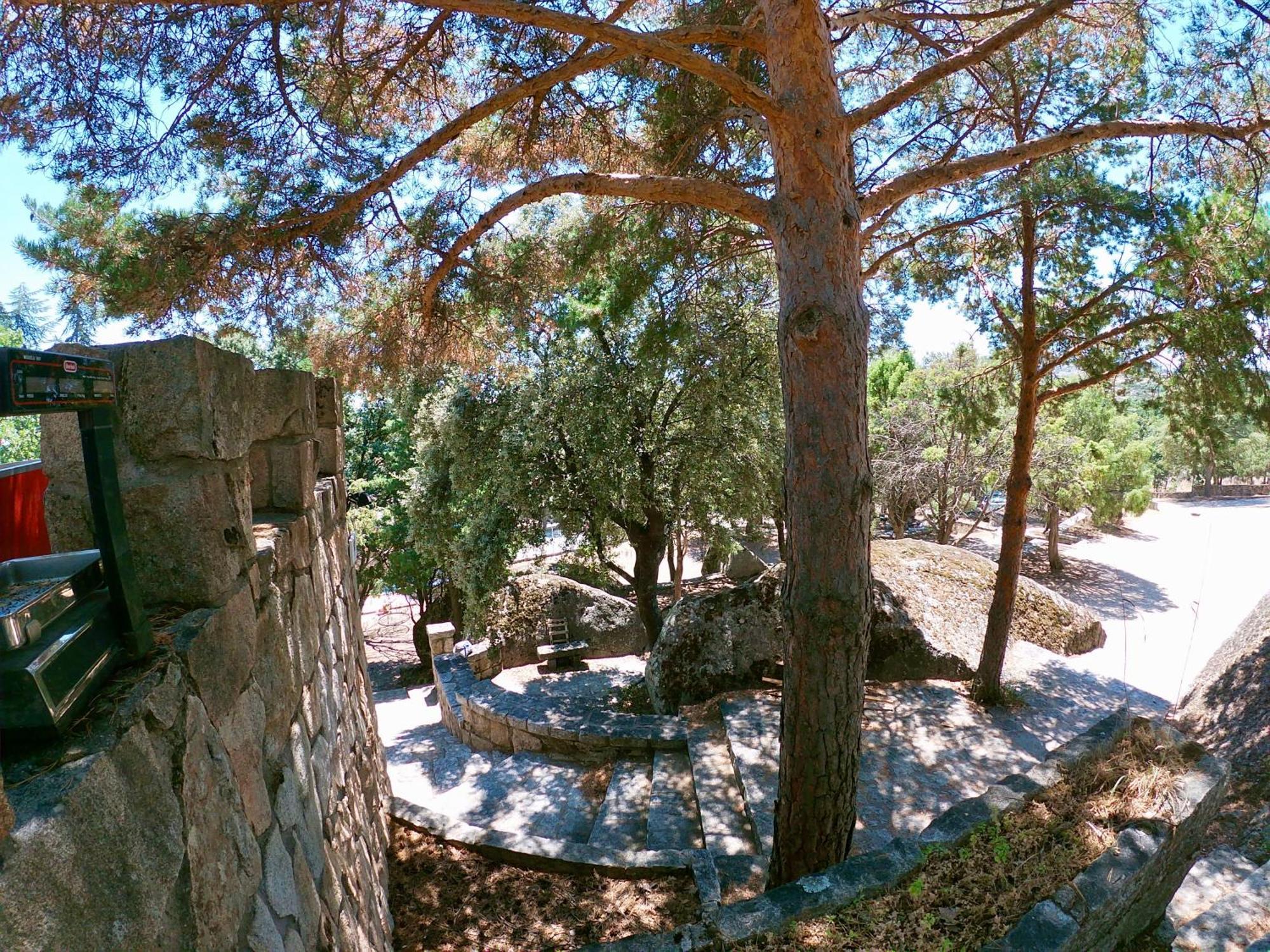 Cabanas Rusticas Dentro De La Finca El Castillo La Cabrera Bagian luar foto